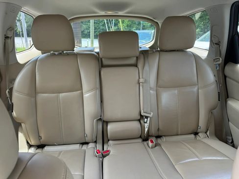 Used 2018 Nissan Pathfinder SL FWD image 30