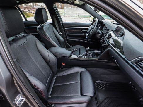 Used 2018 BMW 330i Sedan image 38