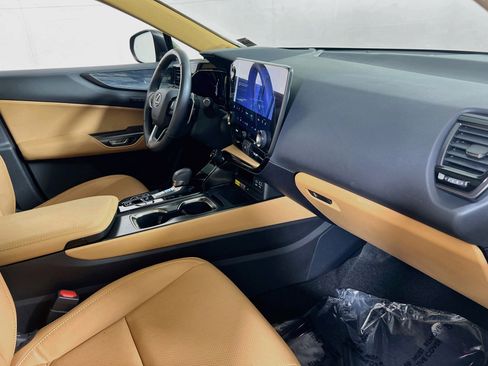 Used 2024 Lexus NX 350 AWD w/ Vision Package image 28