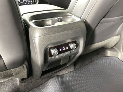 Used 2024 GMC Acadia Elevation w/ Super Cruise Package image 20