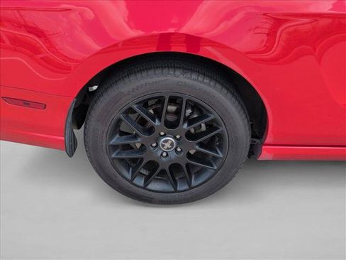 Used 2013 Ford Mustang GT Premium w/ GT Coupe Accessory Pkg 4 RWD image 19