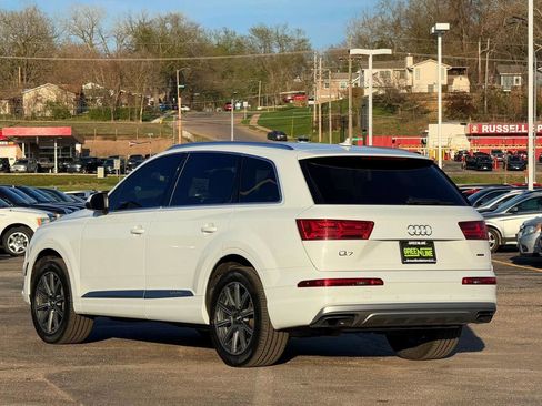 Used 2017 Audi Q7 3.0T Premium Plus w/ Premium Plus Package image 2