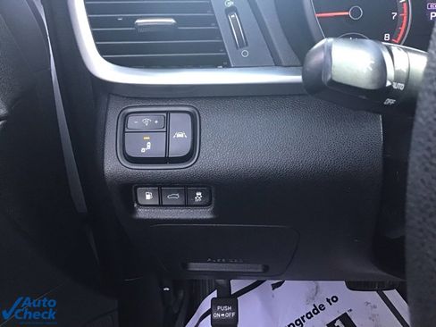 Used 2019 Kia Optima LX image 37