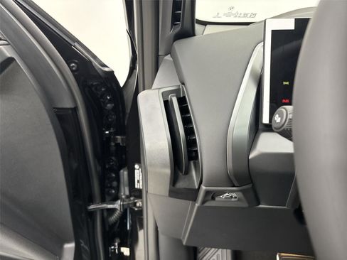 New 2026 BMW X3 xDrive30 w/ Premium Package image 31