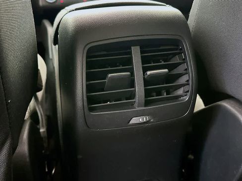 Certified 2020 Ford Escape SE image 13