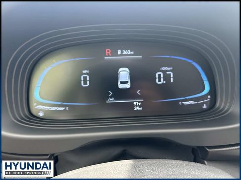 New 2026 Hyundai Venue SEL FWD image 32