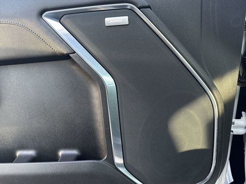 Used 2022 Chevrolet Silverado 1500 LTZ w/ LTZ Premium Package image 23