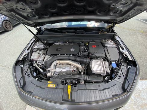 Used 2026 Mercedes-Benz GLB 250 4MATIC image 16