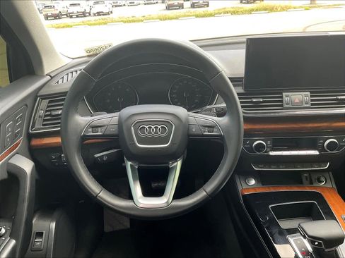 Used 2022 Audi Q5 2.0T Premium w/ Convenience Package AWD/4WD image 8