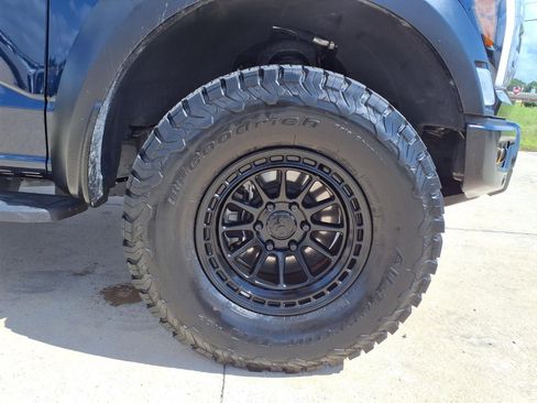 Used 2024 Ford F150 Raptor AWD/4WD image 9