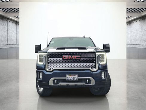 Used 2022 GMC Sierra 2500 Denali w/ Denali Ultimate Package AWD/4WD image 3