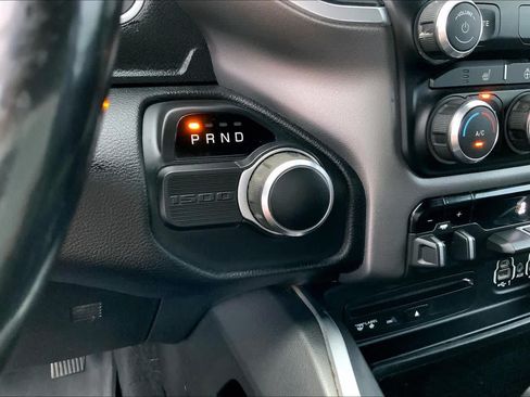 Used 2019 RAM 1500 Big Horn RWD image 16