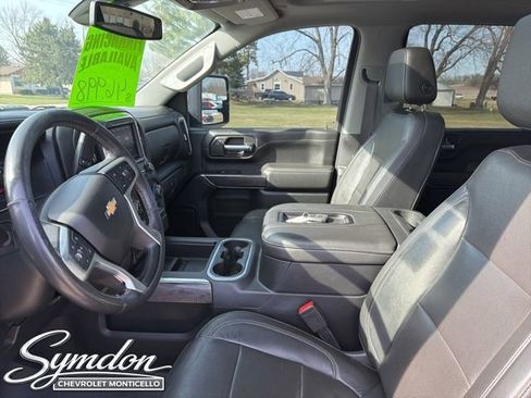 Used 2020 Chevrolet Silverado 2500 LTZ w/ LTZ Convenience Package image 10