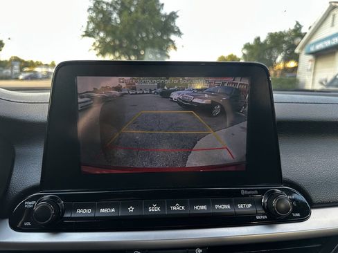 Used 2020 Kia Forte LXS image 31