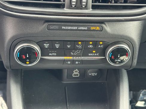 Used 2025 Ford Escape ST-Line AWD/4WD image 28