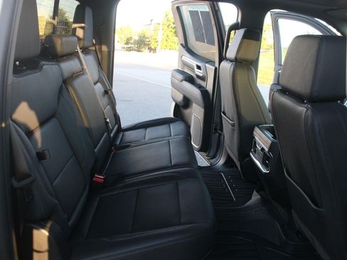 Used 2026 GMC Sierra 1500 SLT w/ SLT Premium Plus Package AWD/4WD image 37