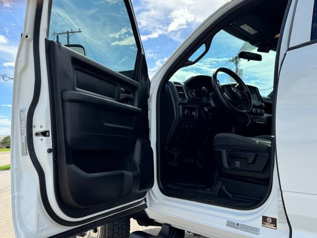 Used 2022 RAM 5500 Tradesman w/ Max Tow Package AWD/4WD image 35