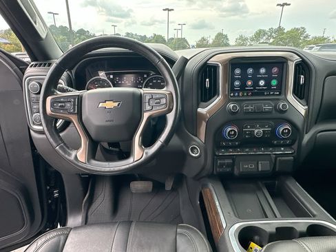 Used 2021 Chevrolet Silverado 1500 High Country w/ Technology Package AWD/4WD image 19