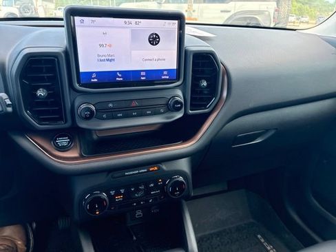 Certified 2023 Ford Bronco Sport Outer Banks w/ Tech Package AWD/4WD image 10