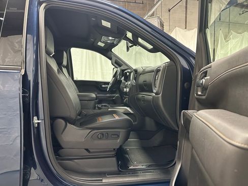 Used 2022 GMC Sierra 2500 AT4 image 53