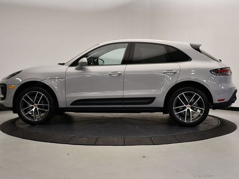 Used 2026 Porsche Macan AWD/4WD image 2