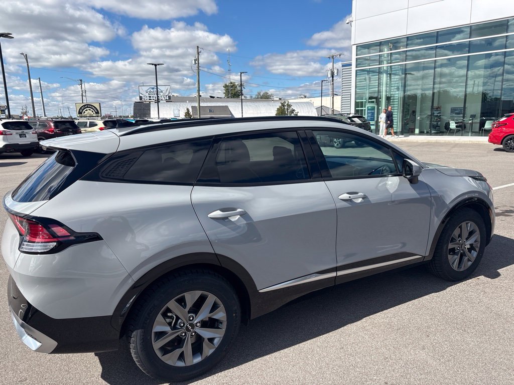 Used 2023 Kia Sportage SX FWD image 4