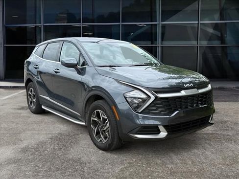 Used 2023 Kia Sportage LX AWD/4WD image 2