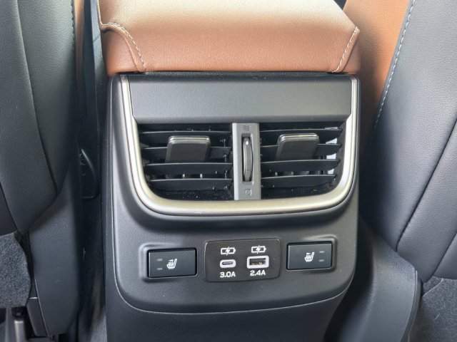 Used 2025 Subaru Outback Touring XT w/ Popular Package #2 AWD/4WD image 26