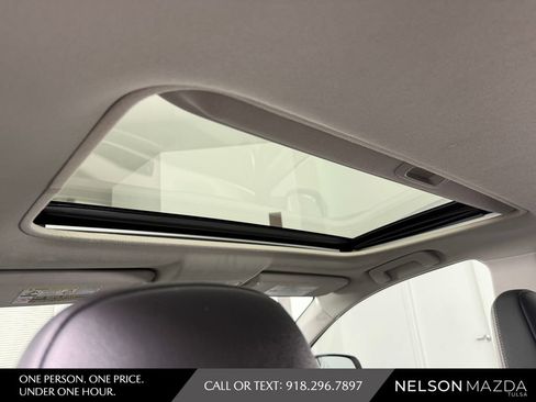 Used 2014 Toyota RAV4 Limited w/ Technology Package FWD image 39