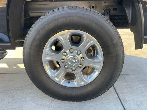 Used 2024 RAM 2500 Big Horn w/ Bed Utility Group image 6