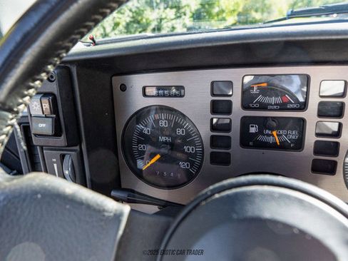 Used 1986 Pontiac Fiero GT RWD image 44