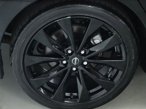 Certified 2023 Nissan Maxima SR w/ Sport Mat Group image 12