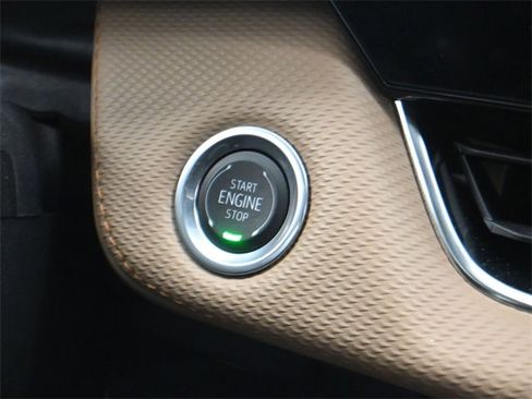 Used 2026 Chevrolet Equinox ACTIV w/ Convenience Package III image 21