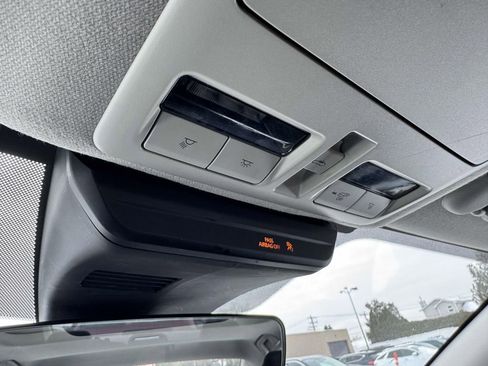 Used 2021 MAZDA MAZDA3 s image 30