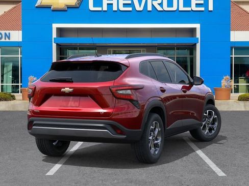 New 2026 Chevrolet Trax LT w/ Driver Confidence Package image 4