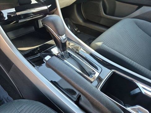 Used 2017 Honda Accord LX image 12
