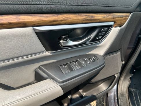 Used 2018 Honda CR-V EX-L image 11