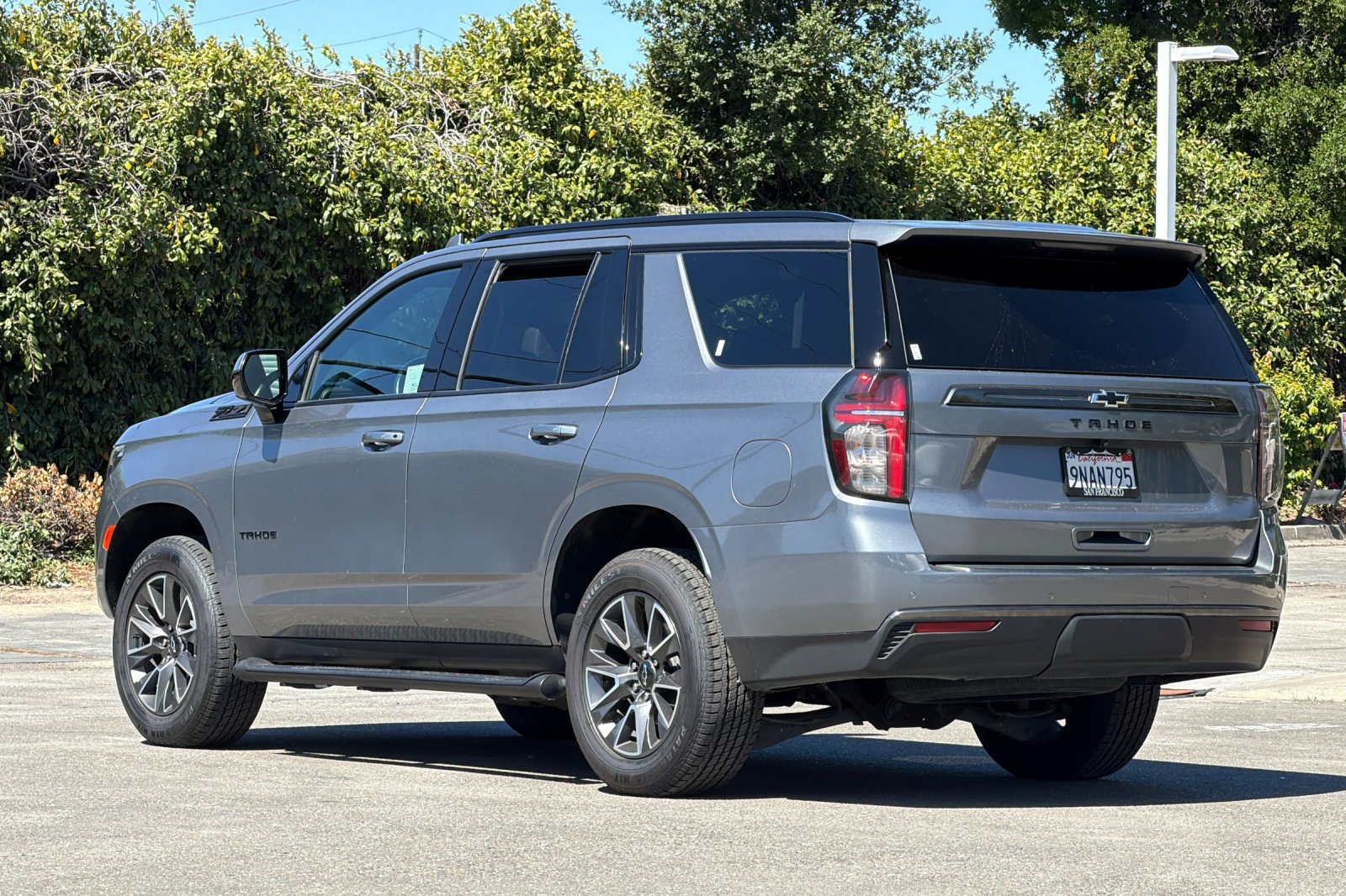 Used 2022 Chevrolet Tahoe Z71 AWD/4WD image 6
