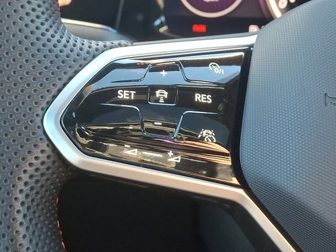 Used 2024 Volkswagen GTI SE image 22