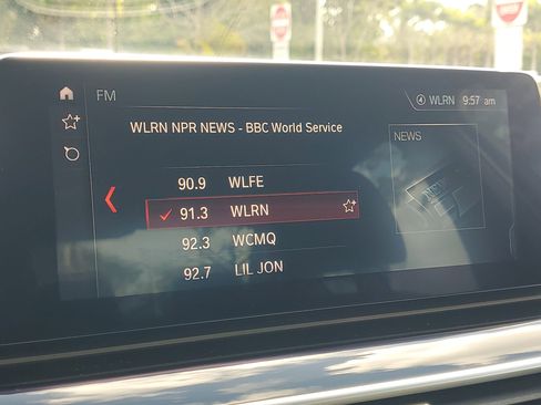 Used 2019 BMW M550i xDrive M550i xDrive image 25