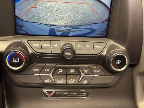 Used 2018 Chevrolet Corvette Stingray Coupe w/ Carbon Flash Badge Package RWD image 19