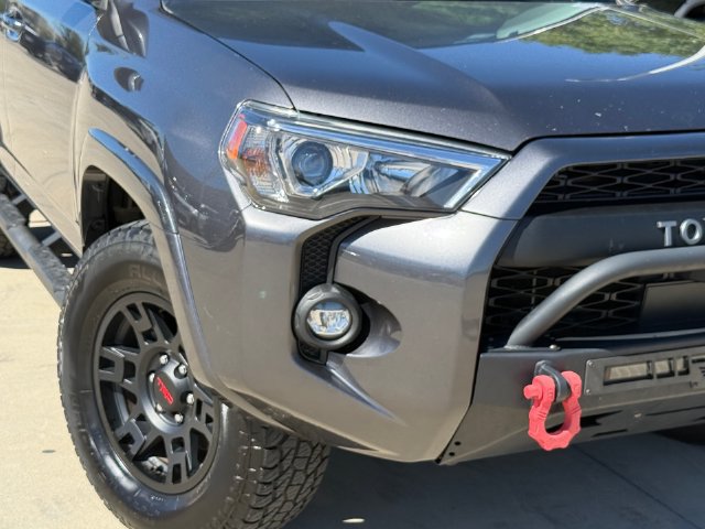 Used 2023 Toyota 4Runner SR5 Premium w/ Moonroof Package AWD/4WD image 4