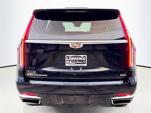 Used 2021 Cadillac Escalade ESV Premium Luxury image 5