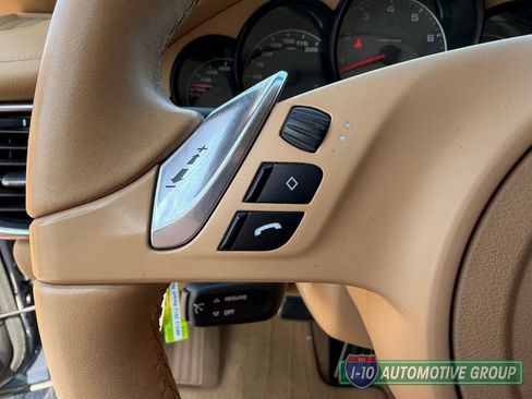 Used 2012 Porsche Panamera image 19