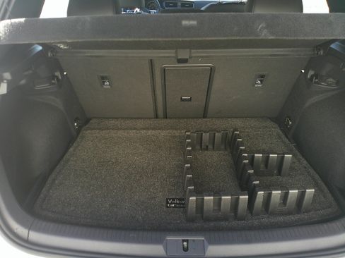 Used 2020 Volkswagen GTI Autobahn image 33