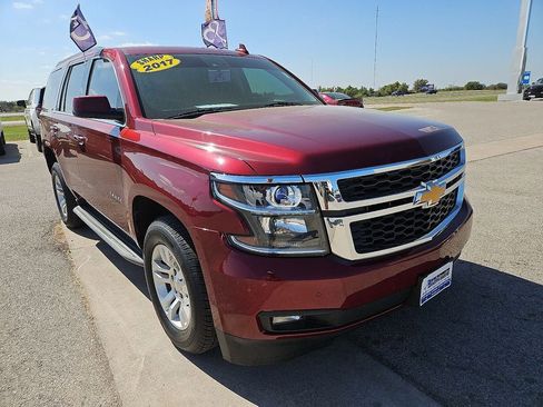Used 2017 Chevrolet Tahoe LT image 11