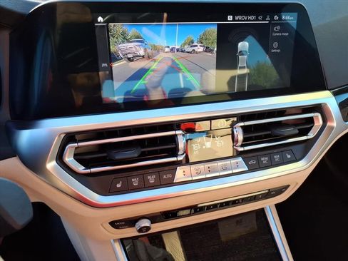 Used 2022 BMW 330i xDrive Sedan w/ Premium Package image 37