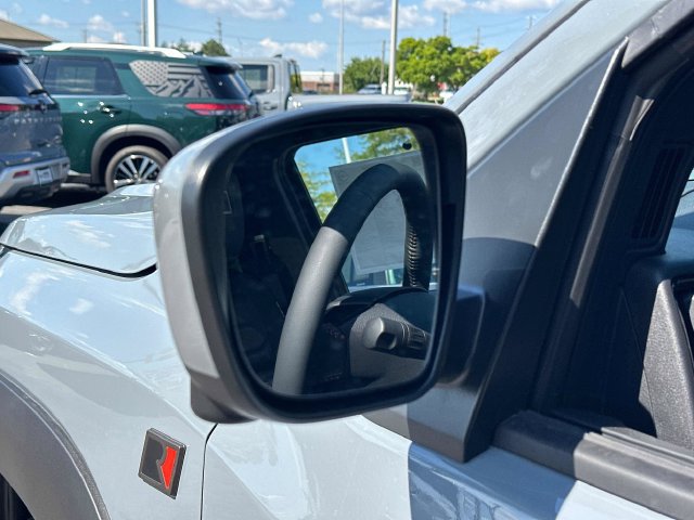 New 2026 Nissan Frontier PRO-4X w/ Pro Premium Package AWD/4WD image 13