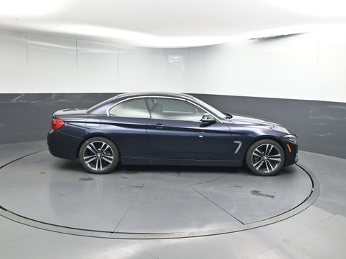 Used 2018 BMW 430i Convertible image 27
