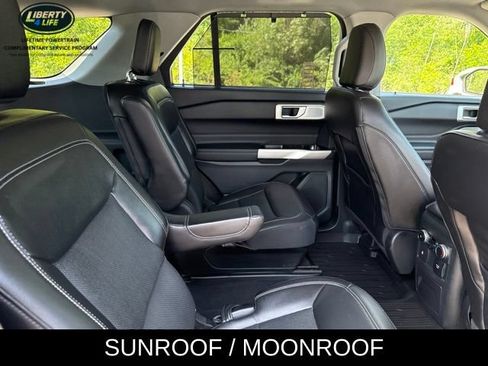 Used 2023 Ford Explorer Limited w/ Limited Technology Package AWD/4WD image 11